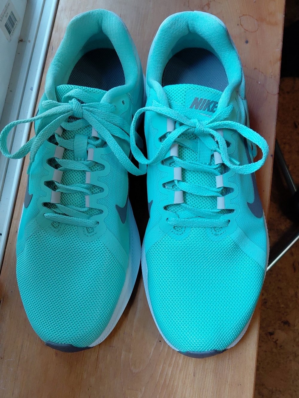 Nike Women's Emerald Rise Downshifter 8 Running Shoes Size 9 NWOB